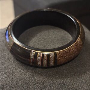 Vintage Elegant Black and Gold Bangle Bracelet